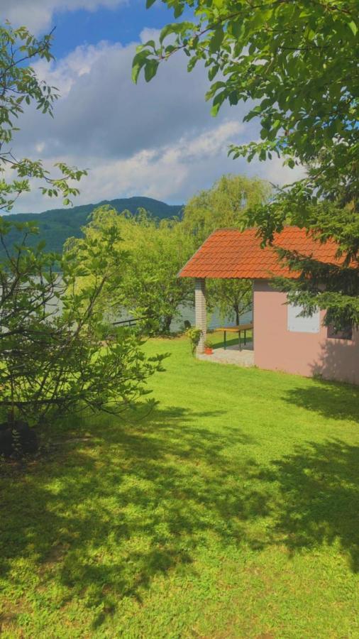 Villa Dedin Raj à Golubac Extérieur photo