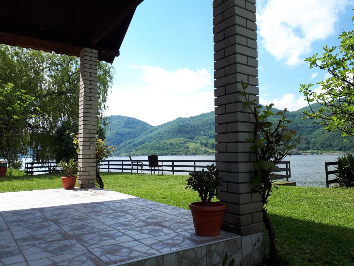 Villa Dedin Raj à Golubac Extérieur photo
